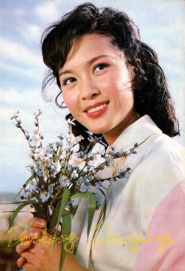 方舒-1986年春晚主持人 方舒-1986年春晚主持人